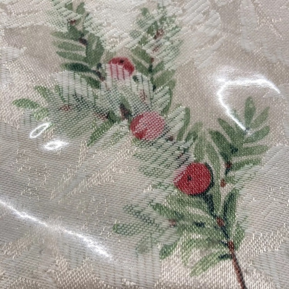 Bardwil Seasons Tablecloth Christmas Greenery 70” Round Holiday Solstice New - Picture 4 of 11